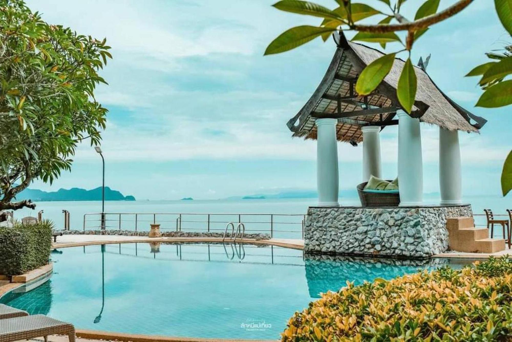 Racha Kiri Resort & Spa, Khanom Buitenkant foto