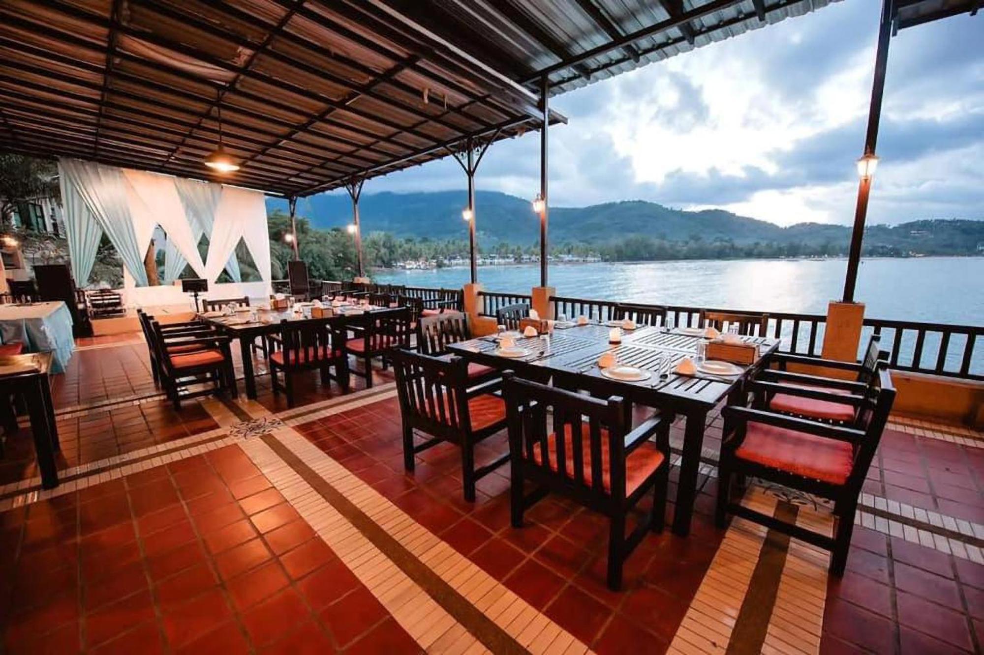 Racha Kiri Resort & Spa, Khanom Buitenkant foto
