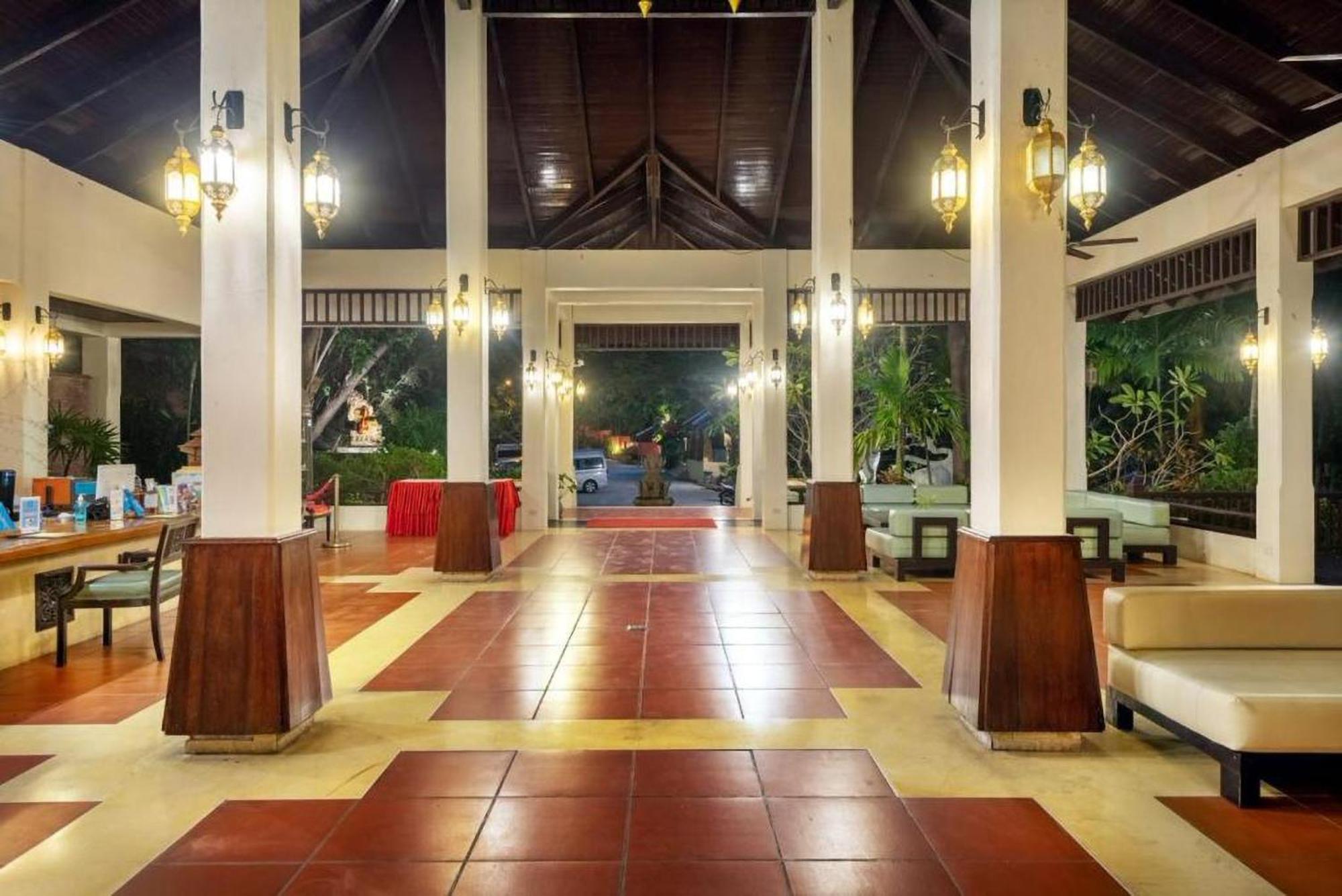 Racha Kiri Resort & Spa, Khanom Buitenkant foto