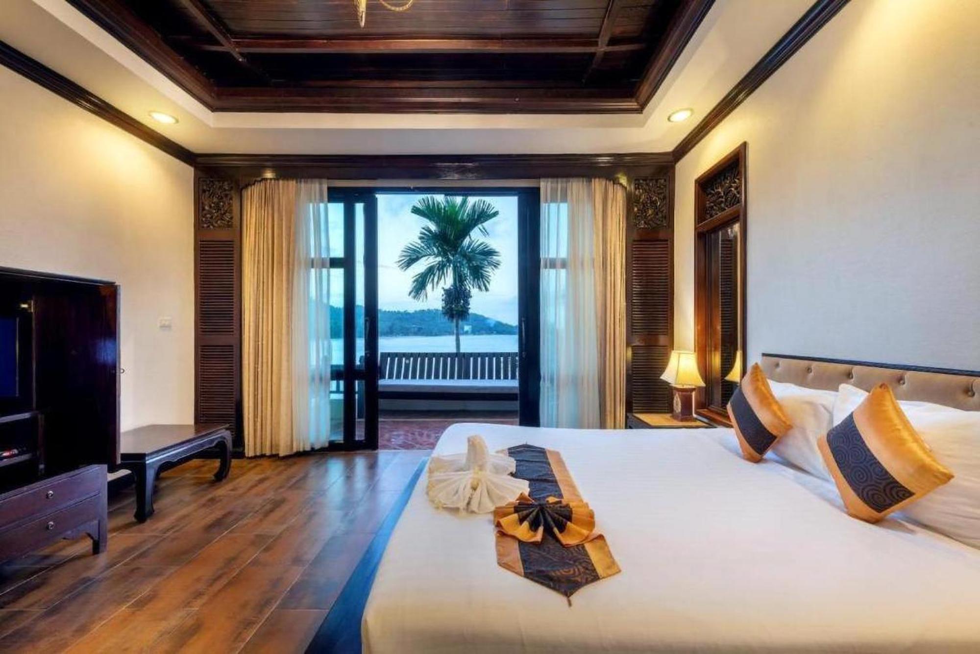 Racha Kiri Resort & Spa, Khanom Buitenkant foto