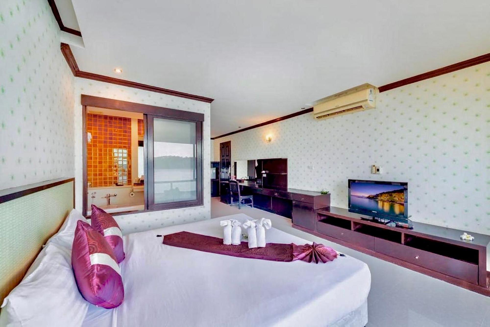 Racha Kiri Resort & Spa, Khanom Buitenkant foto